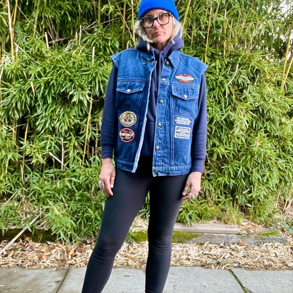 Sports Gallery 1990’s denim motto patches vest men’s or women’s size medium